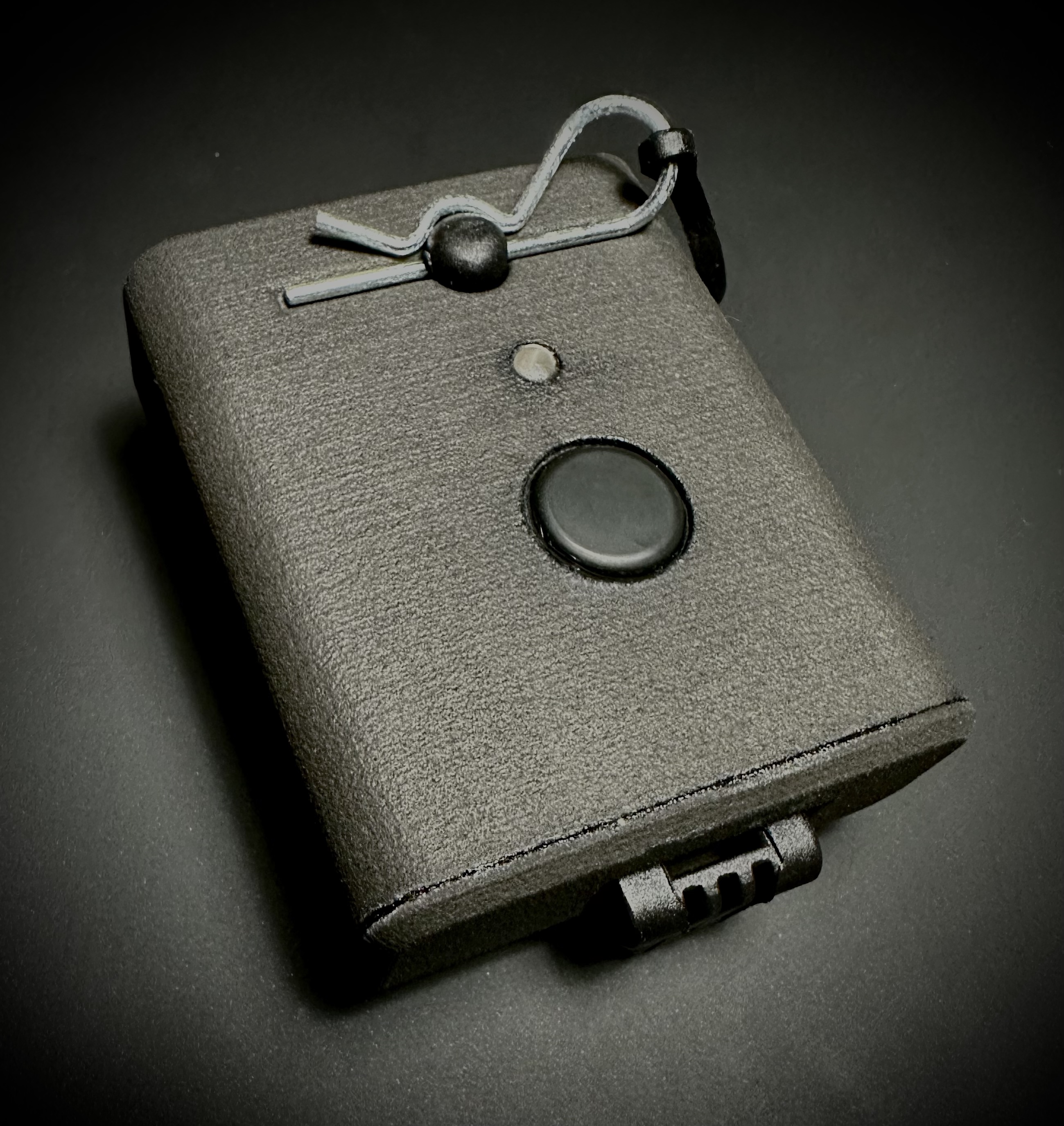 Device with holder